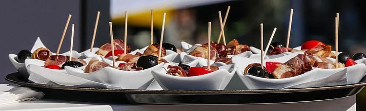 What you should know about your corporate catering